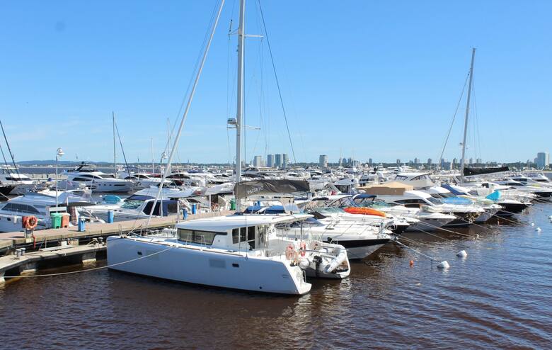 Veleros usados en venta en marina de Buenos Aires — broker náutico — foto 1